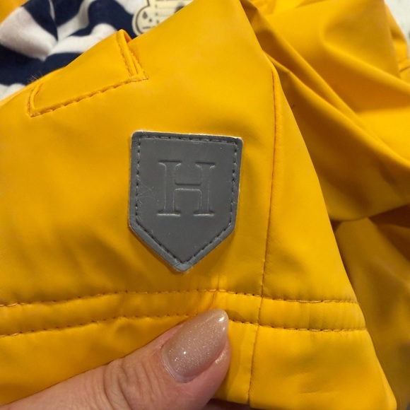 HATLEY yellow raincoat Kids Jacket-4. light pink stain on the back of a sleeve - Picture 10 of 12